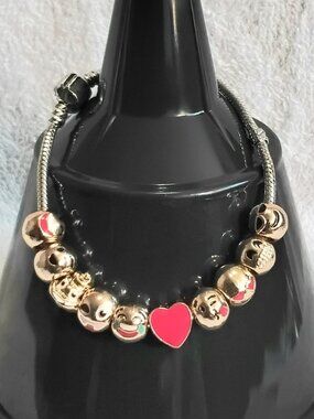 BNWOT 3/$25 Florence Scovel 8" Solid Emoji Charm Bracelet Fashion Jewelry!!